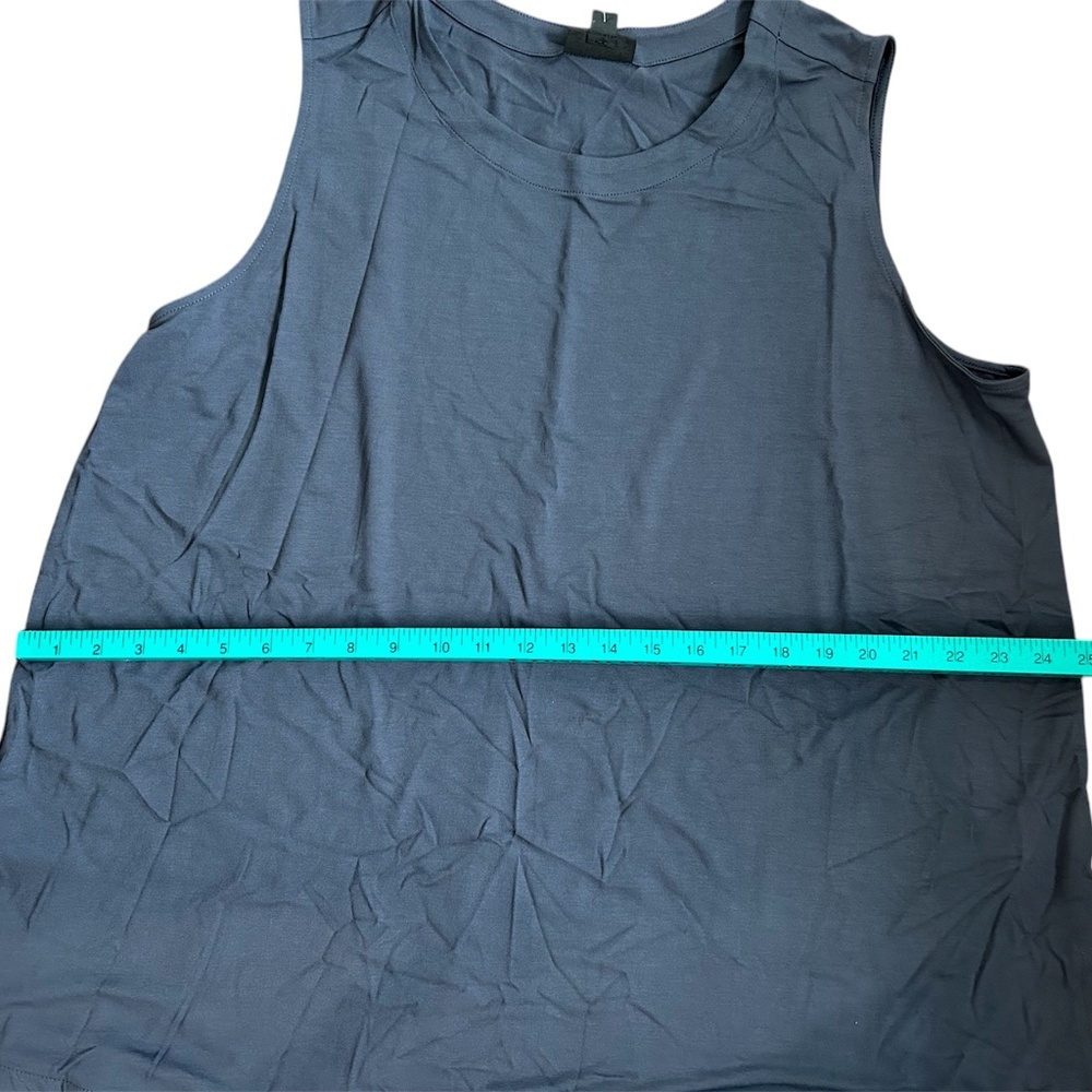 J. Jill Navy Sleeveless Tank with Side Slits - Picture 6 of 7